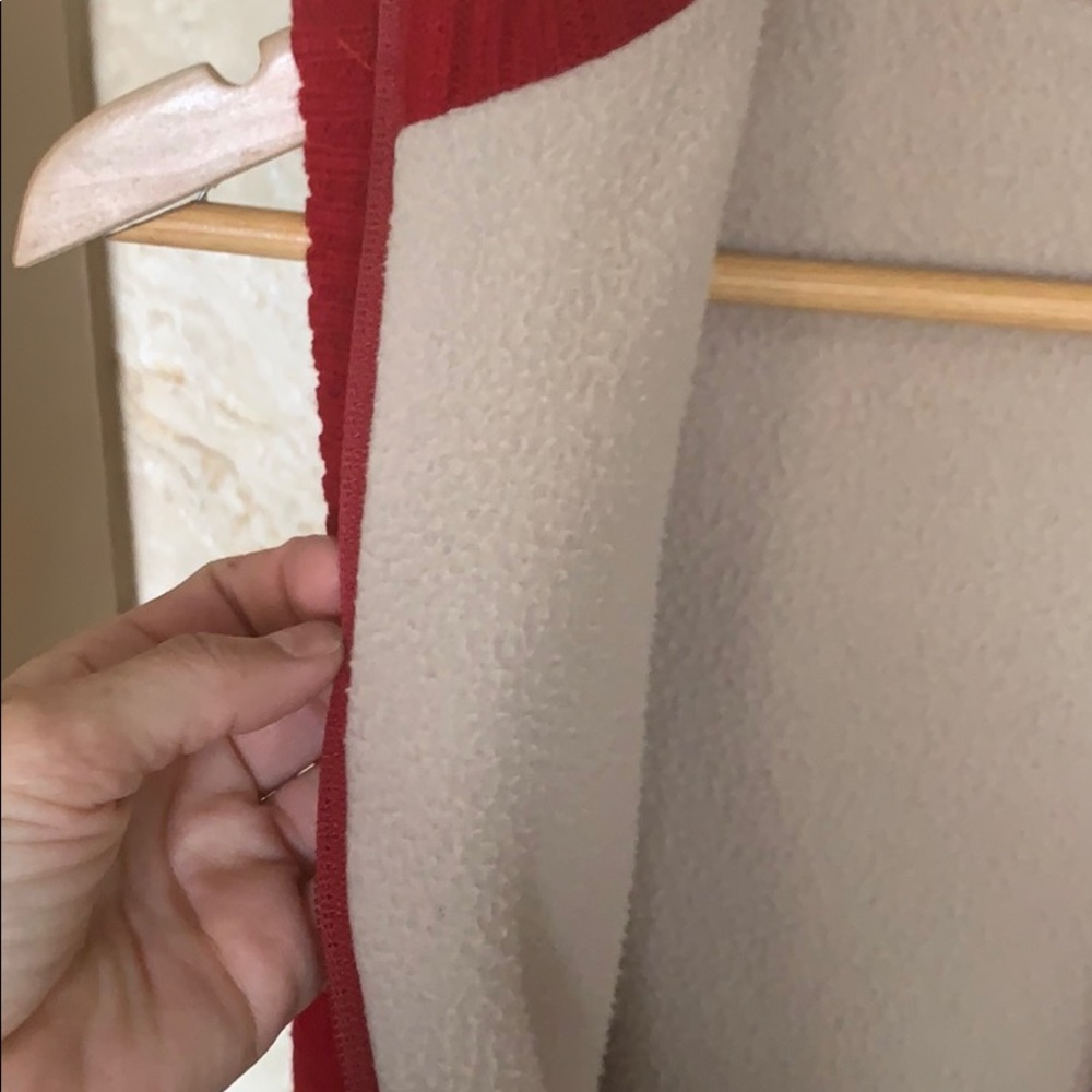 Vest - Picture 3 of 4